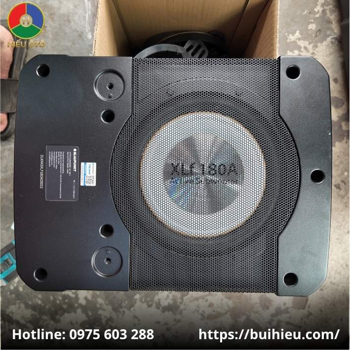 Loa Sub Gầm Ghế Ô Tô Blaupunkt 18180A – Bass Sâu, Gọn, Mạnh Mẽ