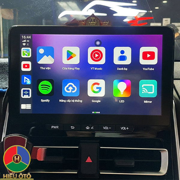 android box xe ô tô toyota innova 2024
