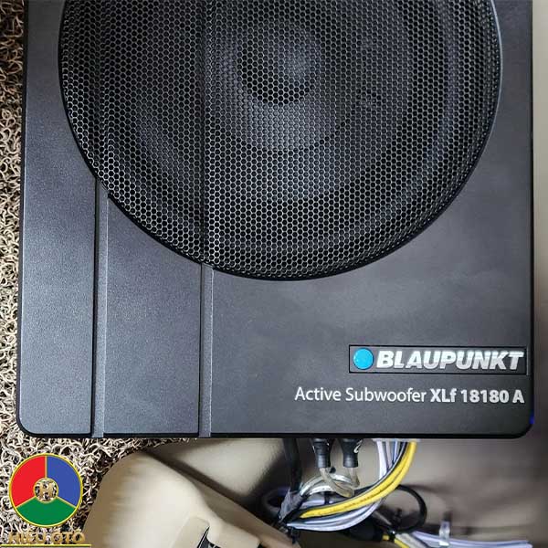 loa sub gầm ghế blaupunkt thiết kế nhỏ gọn 