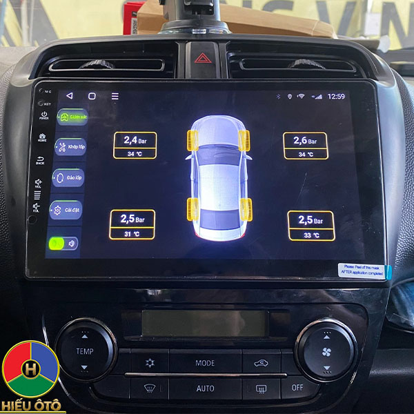 màn hình android xe ô tô mitsubishi attrage 